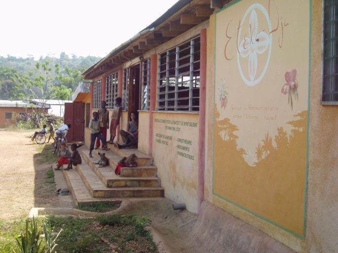 Krankenstation "Arche" in Bena / Togo